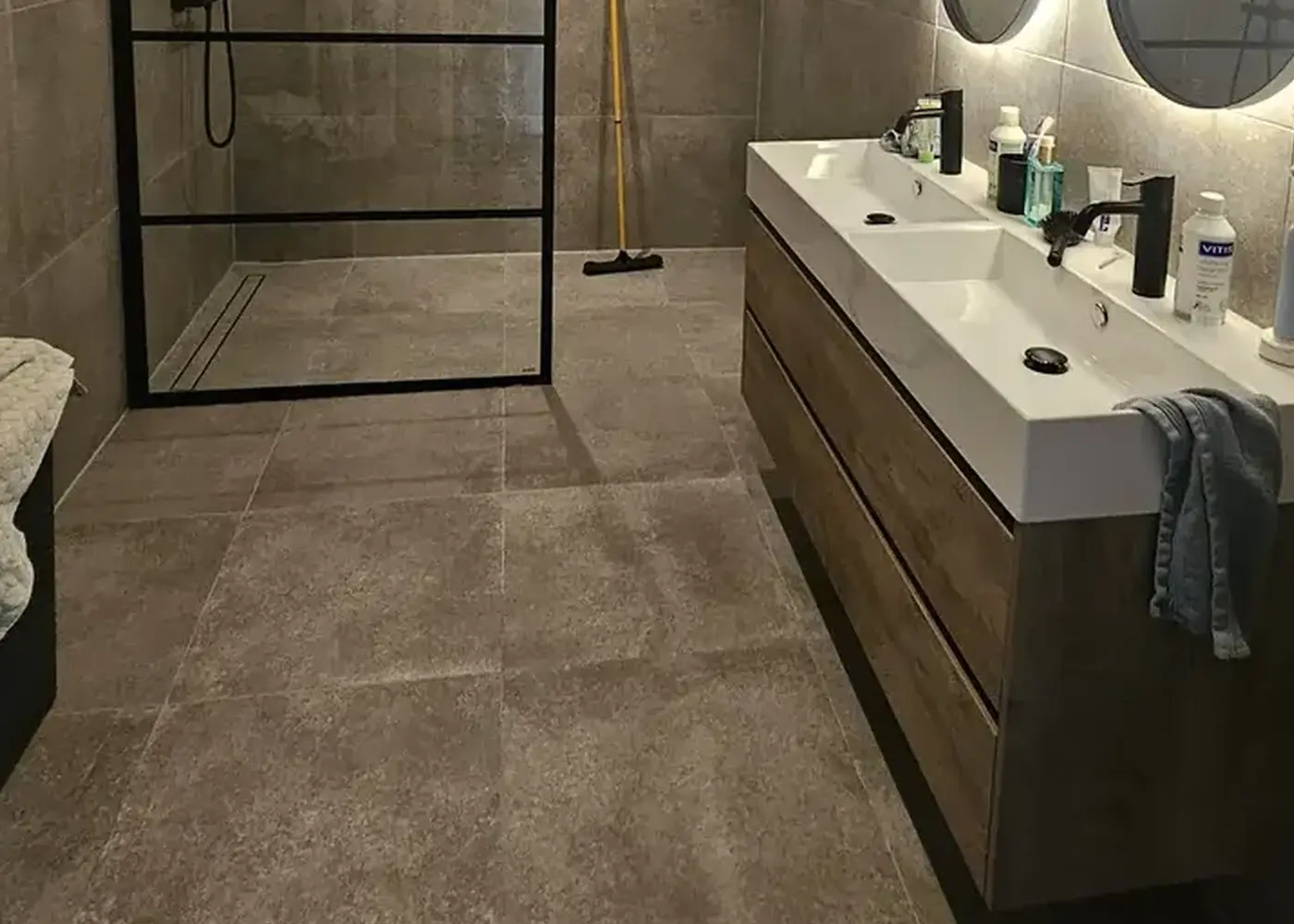 Vocht, schimmel of oude lekkage binnen Badkamerrenovatie in Zuid-Holland