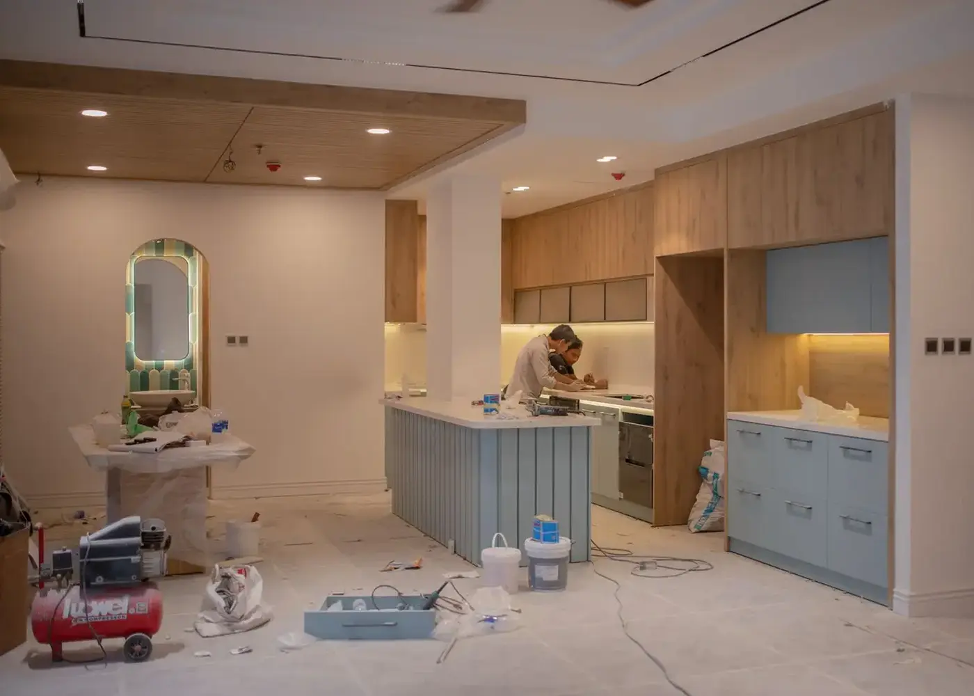 Meerdere ruimtes tegelijk binnen Totaalrenovatie in Zuid-Holland